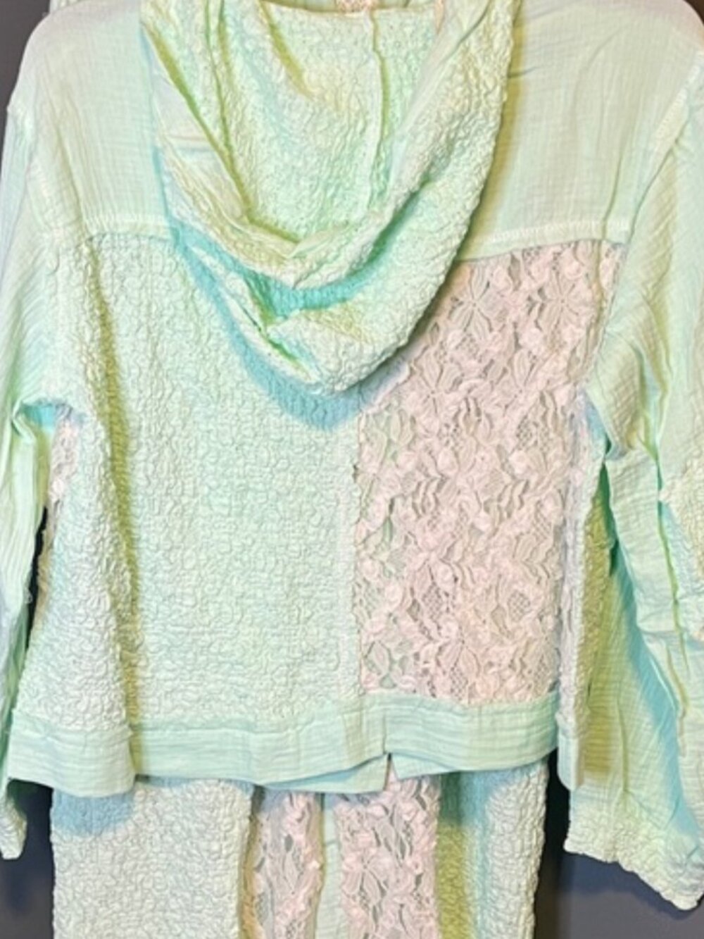 POL Mint Green Set Wide Leg Pants and Jacket with Lace Accents Size Small - Picture 7 of 12